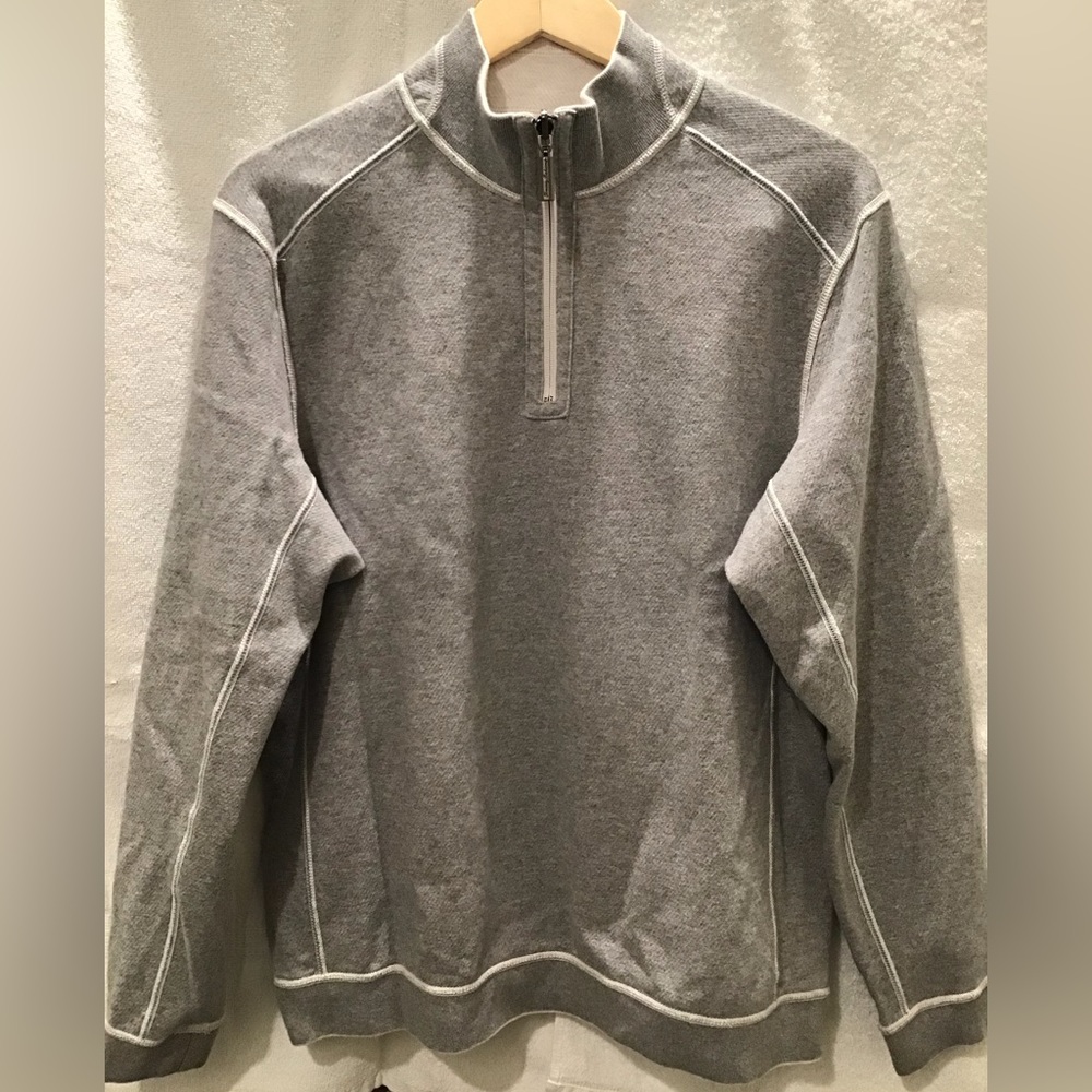 Tommy Bahama Sweatshirt